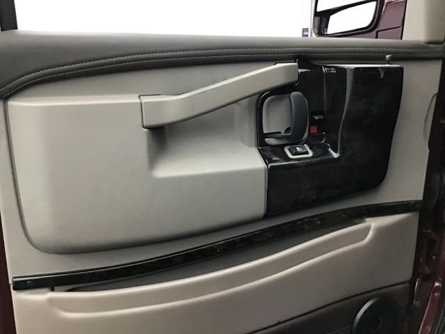 Used 2023 Red Chevrolet Explorer Limited SE image 17