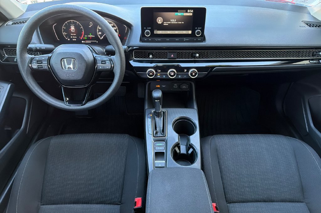 Used 2024 Rallye Red Honda LX image 17