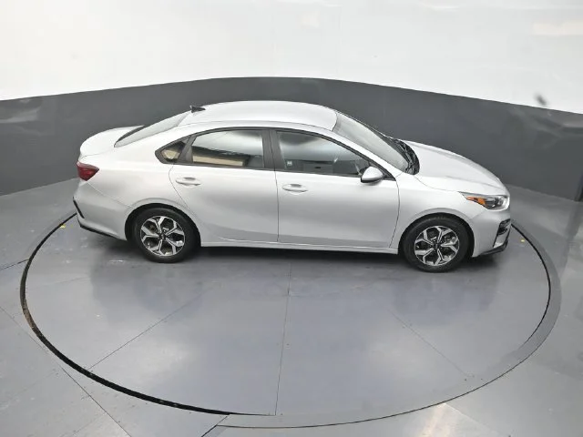Used 2021 Silver Kia LXS image 30