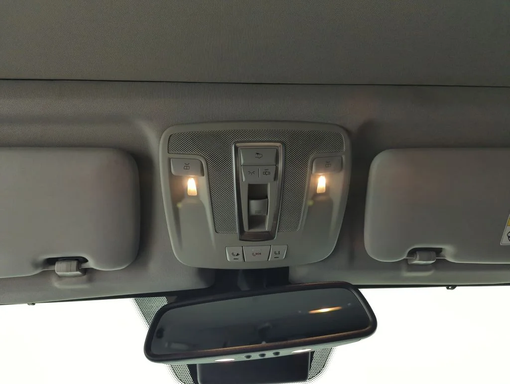Used 2013  Mercedes-Benz G 550 image 25
