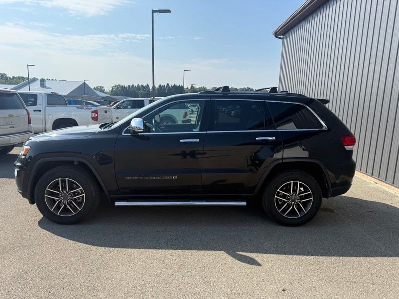 Used 2022 Black Jeep Limited image 21