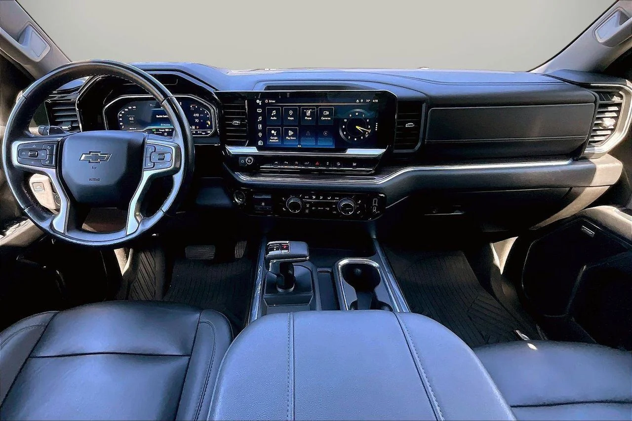 Used 2023 White Chevrolet RST image 15