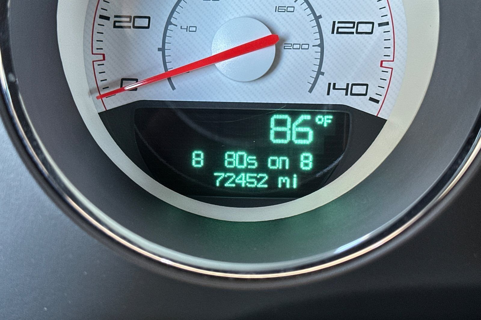 Used 2013 White Dodge SXT image 26