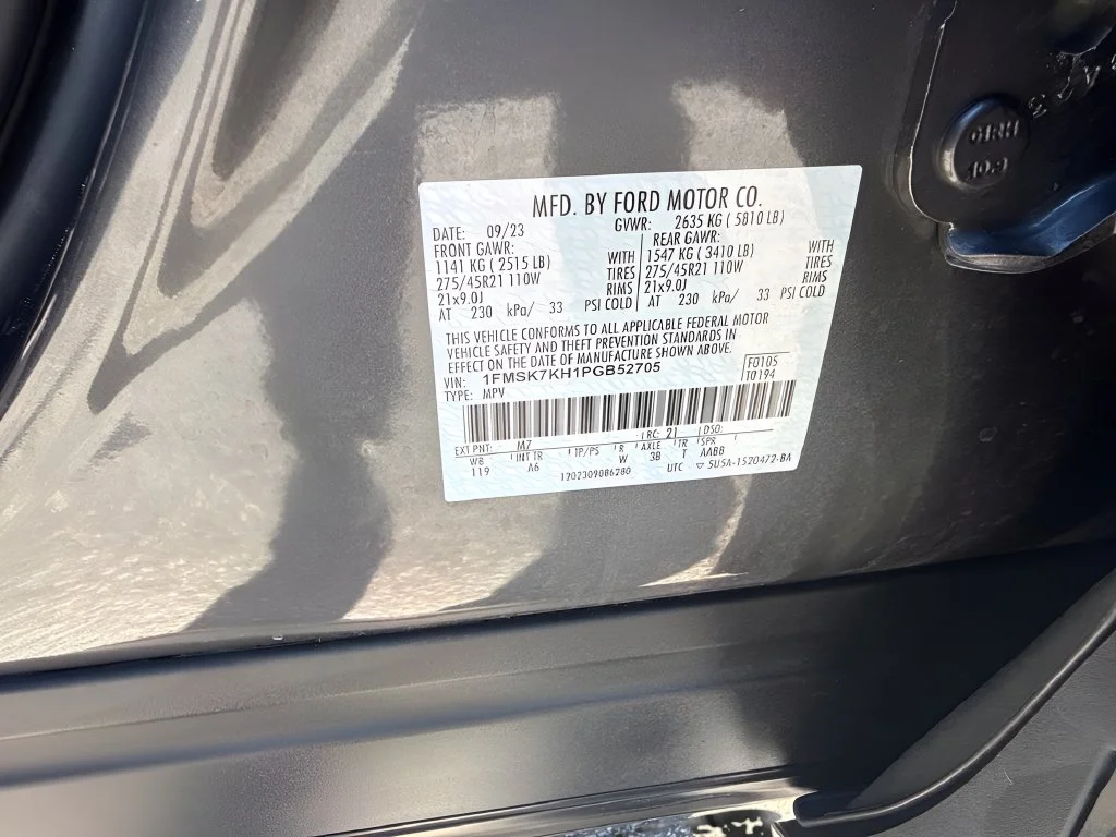 Used 2023 Gray Ford ST-Line image 30
