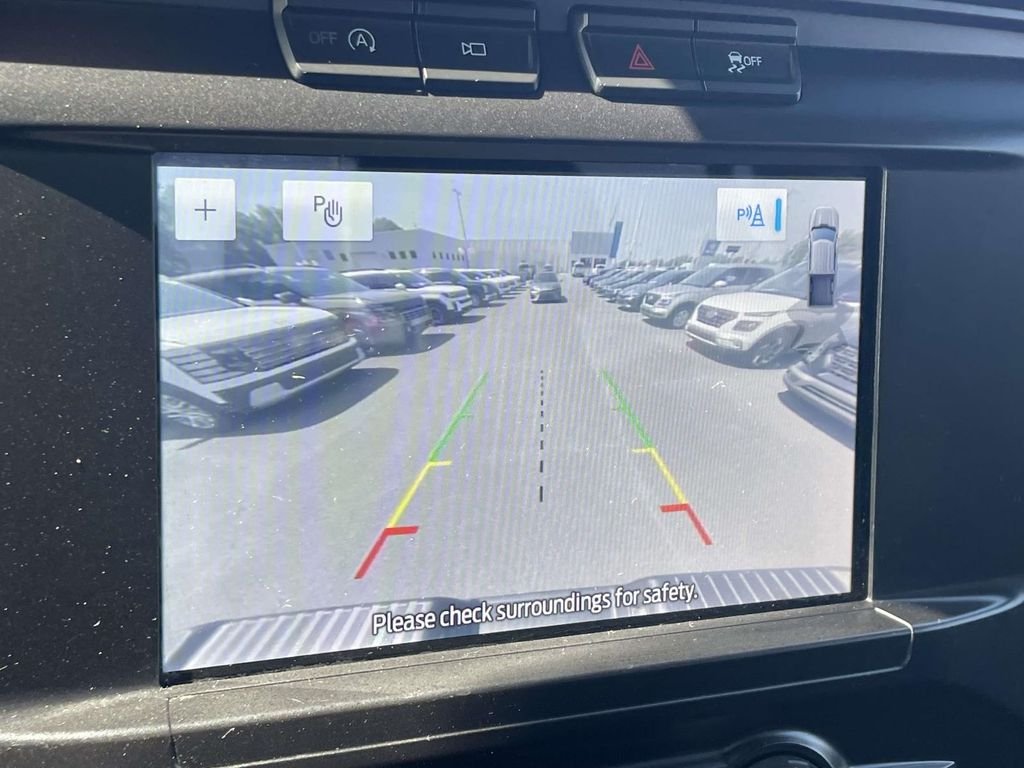 Used 2021  Ford XL image 25