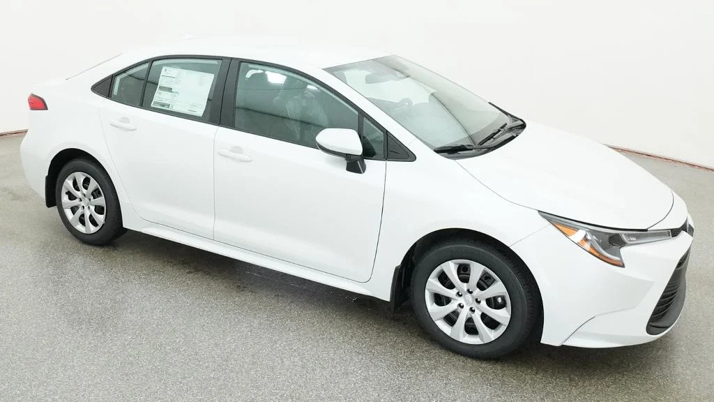 New 2026 Wind Chill Pearl Toyota LE image 12