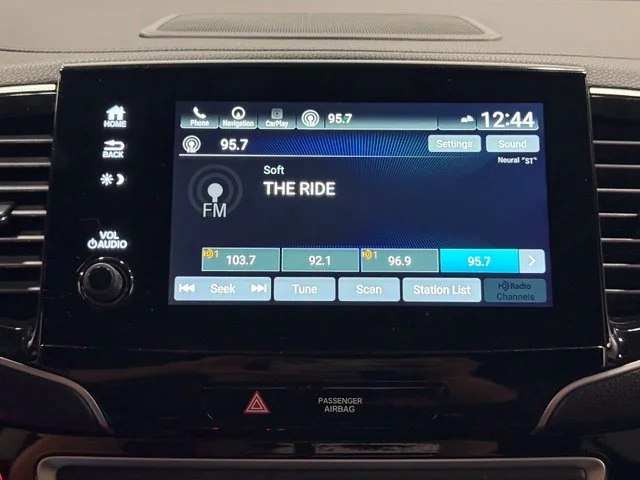 Used 2020 Black Honda Touring image 21