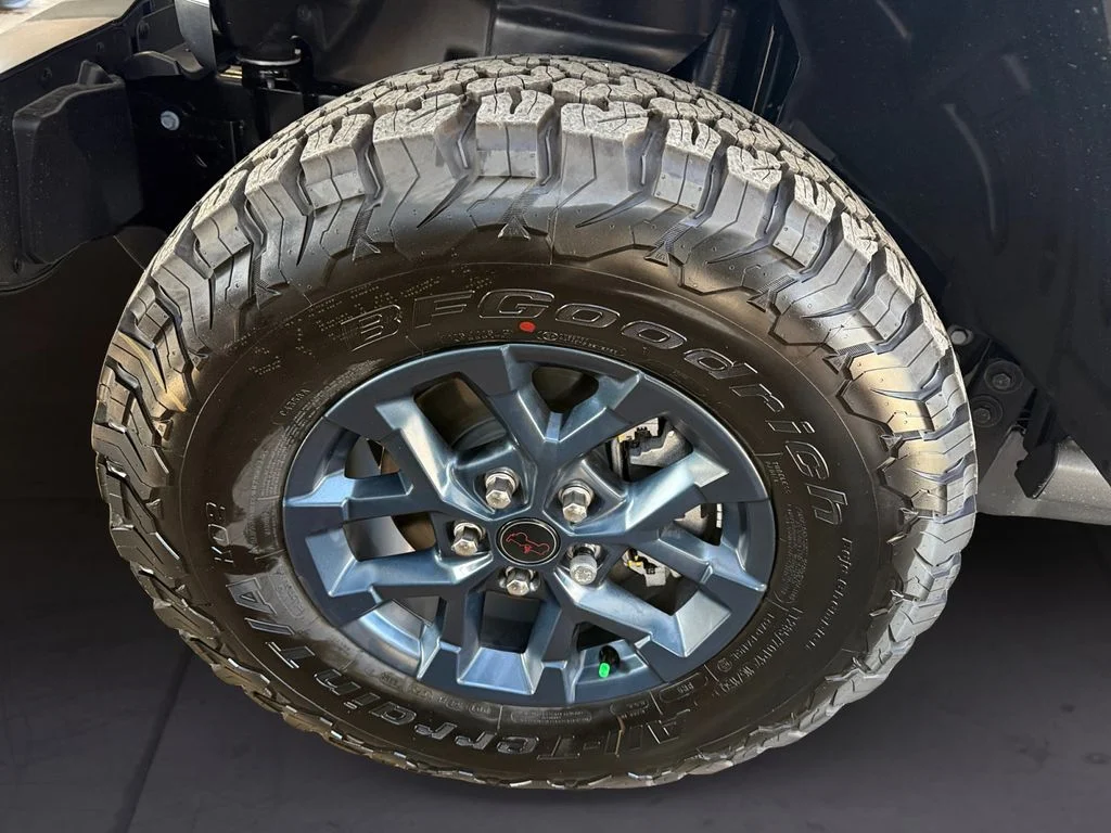 New 2026 White/off-white Jeep  image 9