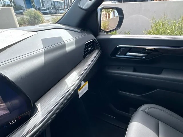 New 2026 Gray Chevrolet Z71 image 30