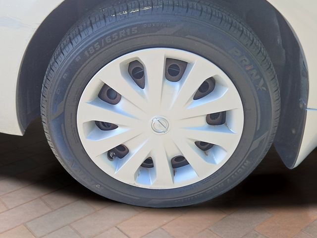 Used 2012 Silver Nissan 1.6 S image 16