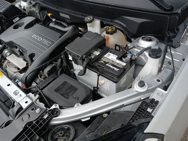 Used 2020 Silver GMC SLT image 44