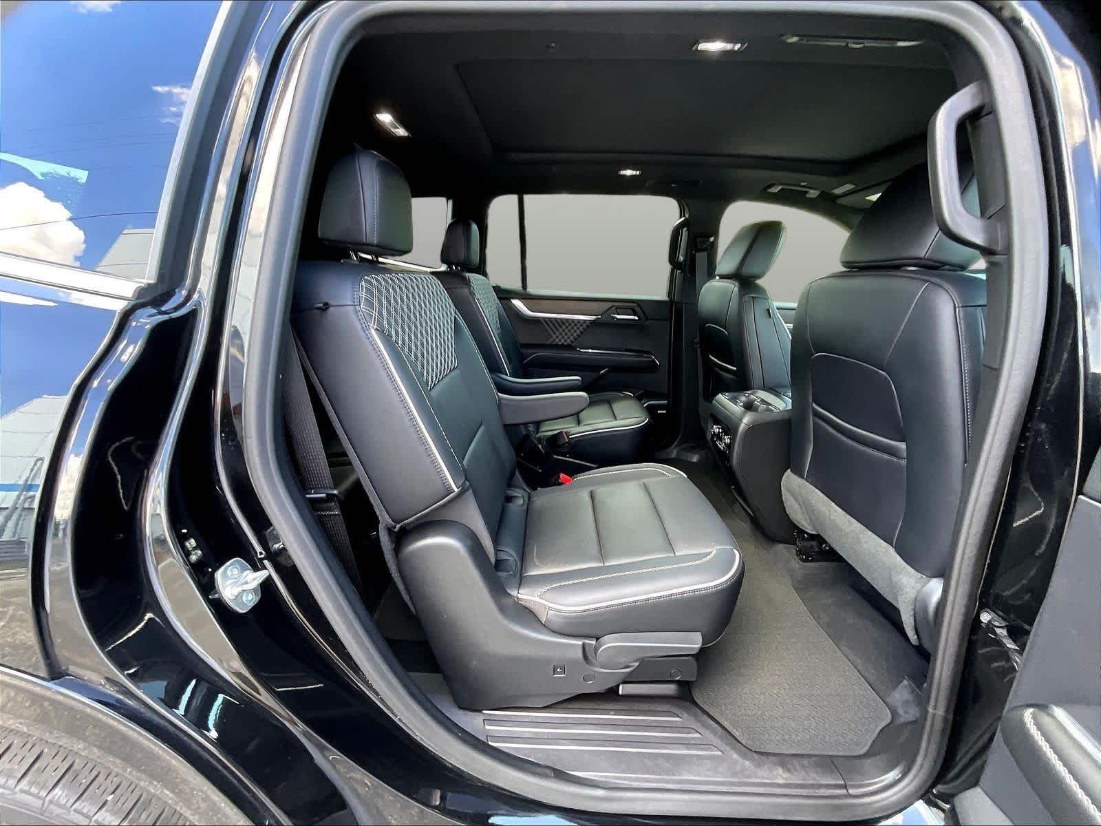 2024 GMC Acadia Denali - Photo 27