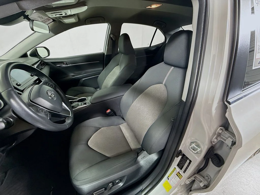 Certified Used 2022 Ice Edge Toyota Hybrid LE image 18