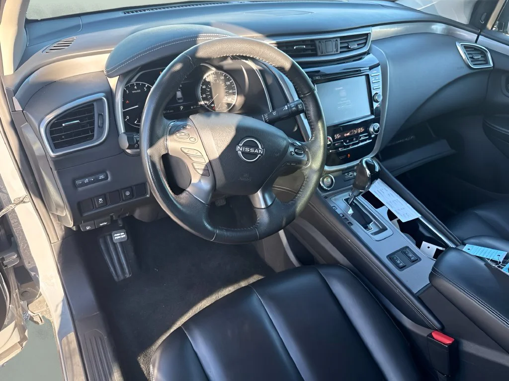 Used 2024 Gray Nissan SV image 10