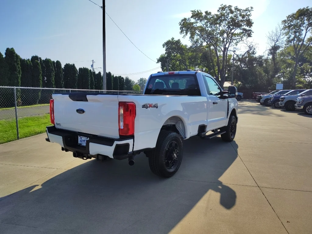 New 2026 Oxford White Ford F-250® XL image 6