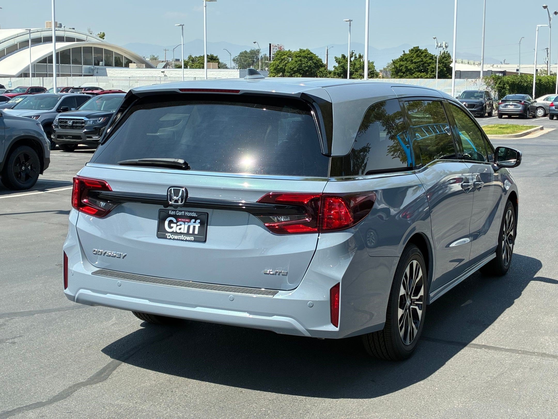 New 2026 Sonic Gray Pearl Honda Elite image 3