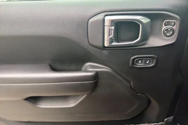 Used 2021 Gray Jeep Sport image 12