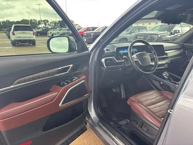 Used 2024 Gray Kia SX Prestige image 9