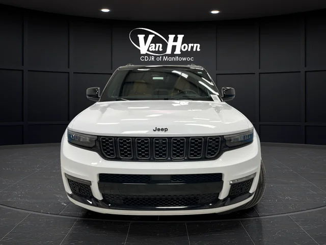 Used 2024 Bright White Clearcoat Jeep Summit image 2