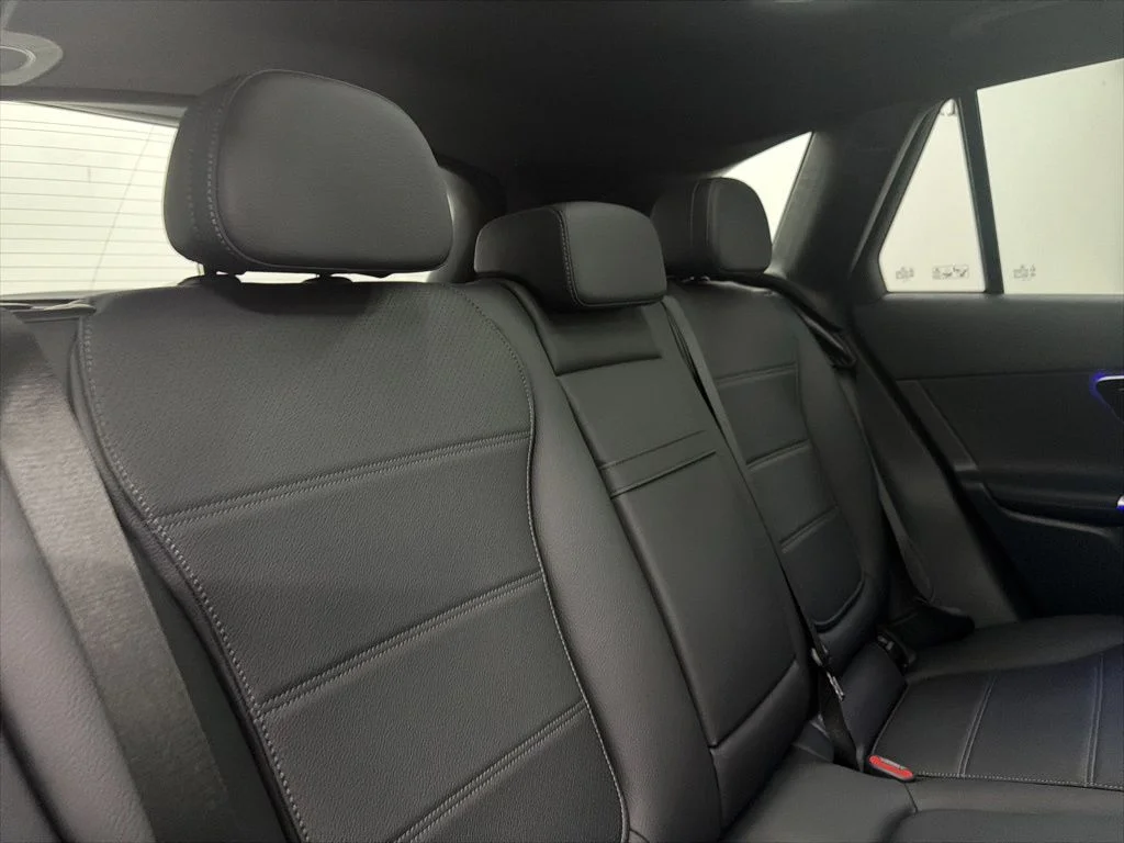New 2026 Silver Mercedes-Benz GLC 300 image 25