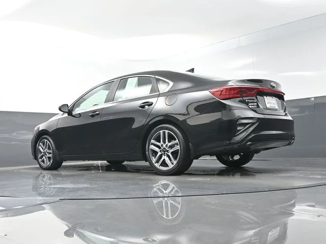 Used 2021 Black Kia EX image 47