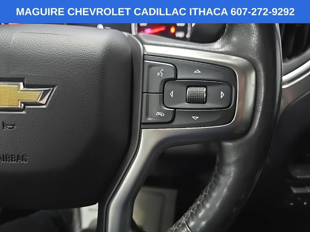 Used 2019 BLACK Chevrolet LT image 22