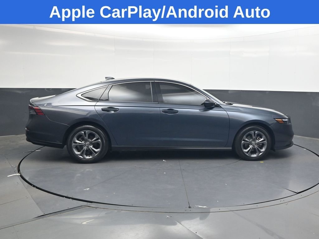 Used 2023  Honda EX image 3