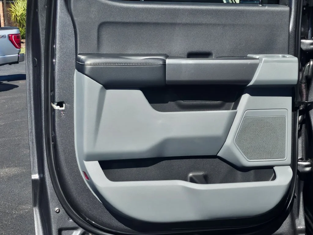 New 2027 Gray Ford XL image 32