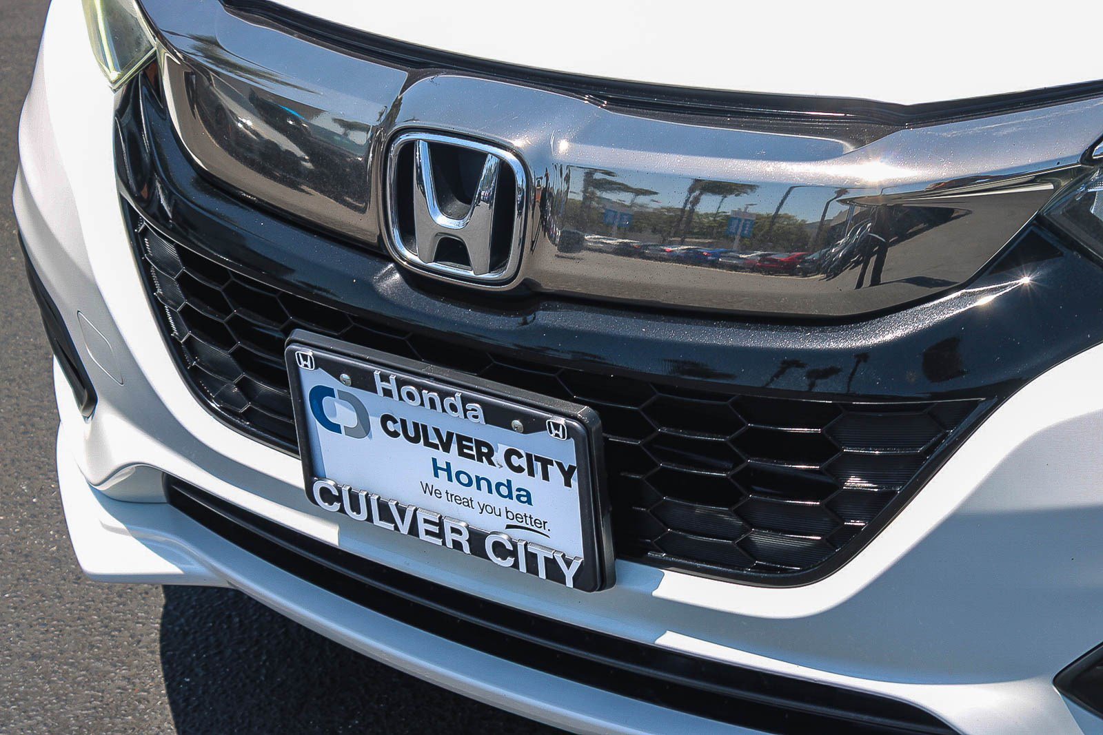 Used 2019 Platinum White Pearl Honda Touring image 5