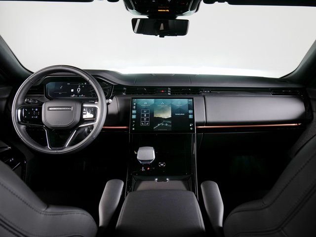 New 2026 Carpathian Grey Land Rover SE image 4