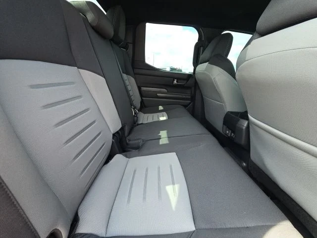 Used 2025  Toyota  image 14