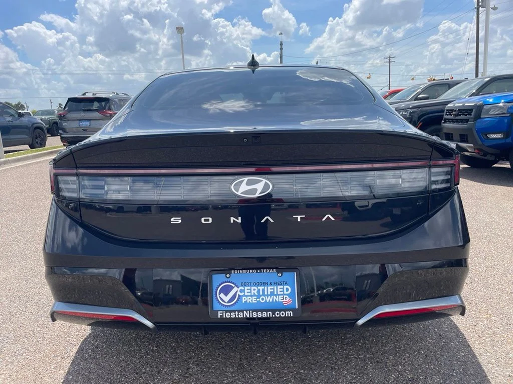 Used 2024 Blue Hyundai SEL image 6