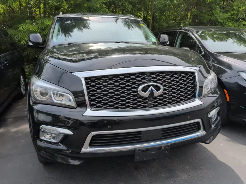 Used 2017 Black Obsidian INFINITI  image 2