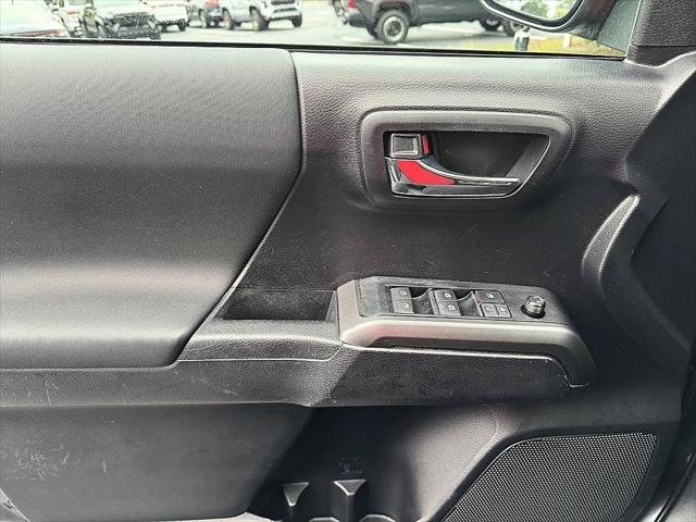Certified Used 2020 MAGNETIC GRAY MET. Toyota  image 8