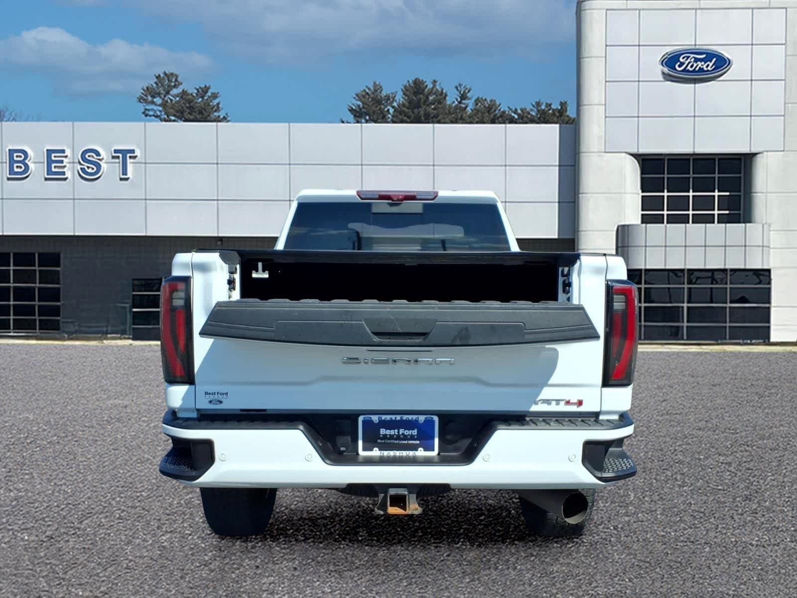 Used 2024 Summit White GMC AT4 image 6