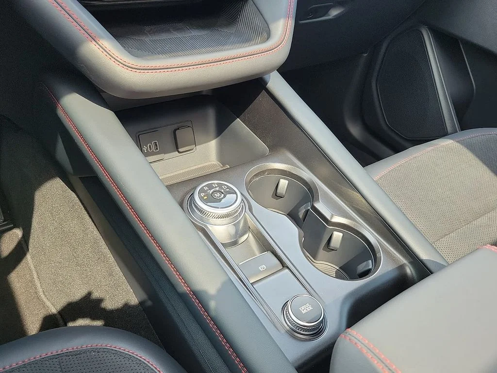 2026 Ford Explorer ST - Photo 17