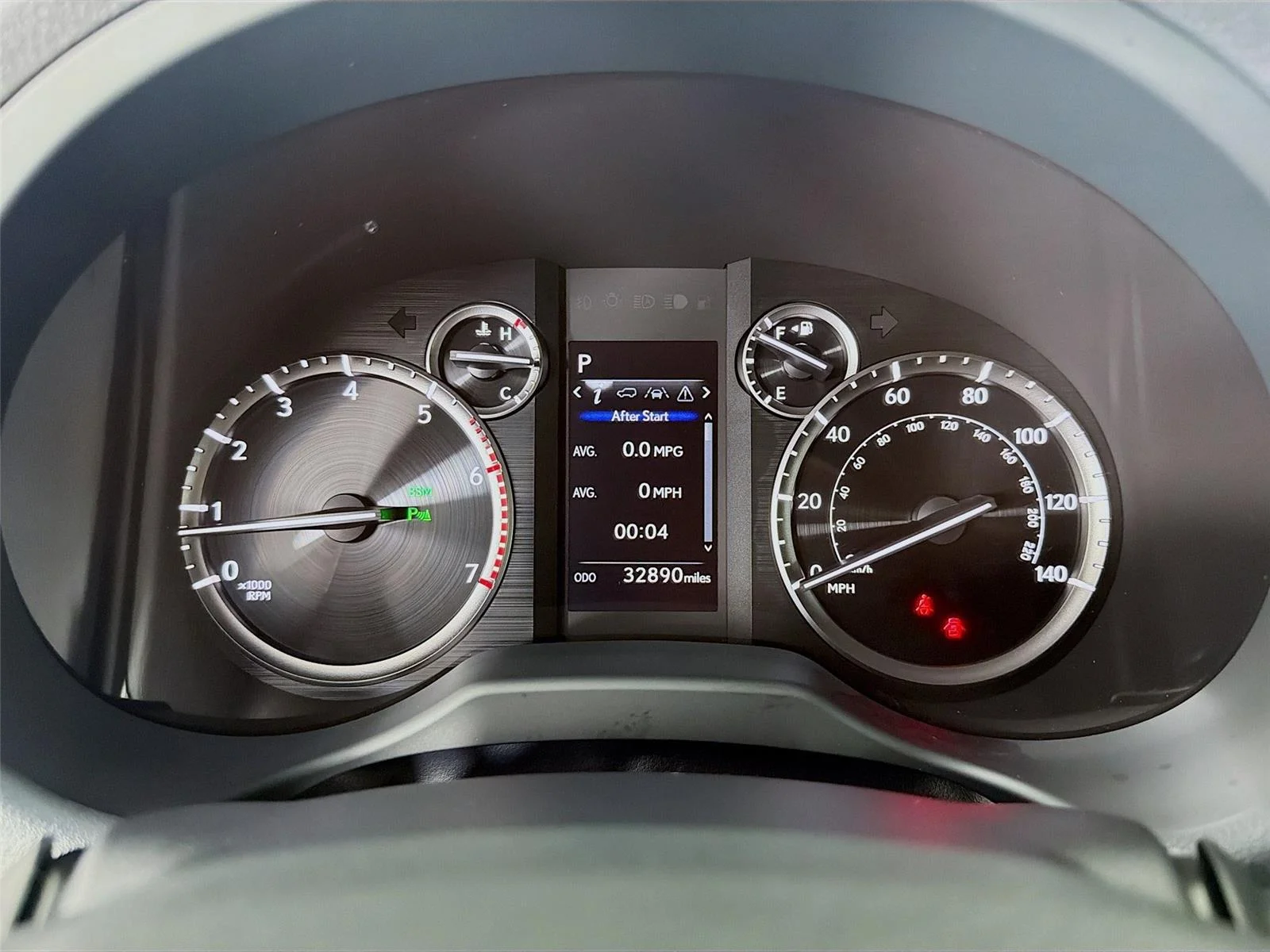 Used 2022  LEXUS PREM image 15