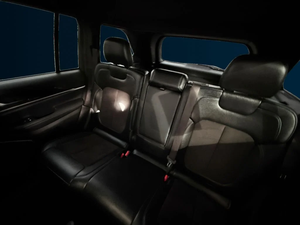 Used 2022 Gray Jeep Trailhawk 4xe image 16
