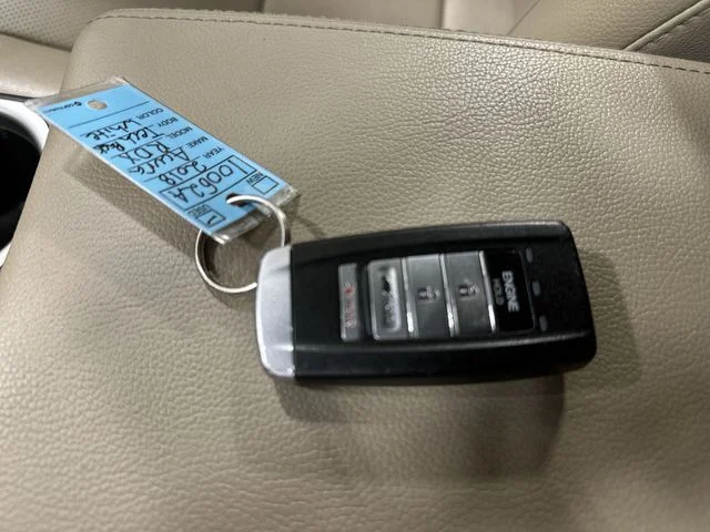 Used 2018 White Diamond Pearl Acura Advance Package image 26