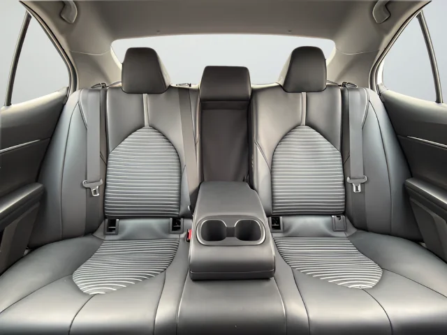 Used 2024  Toyota  image 27