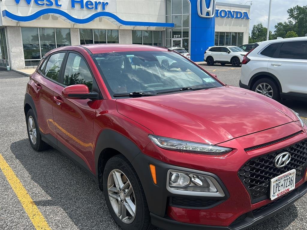 Used 2020 Pulse Red Hyundai SE image 1