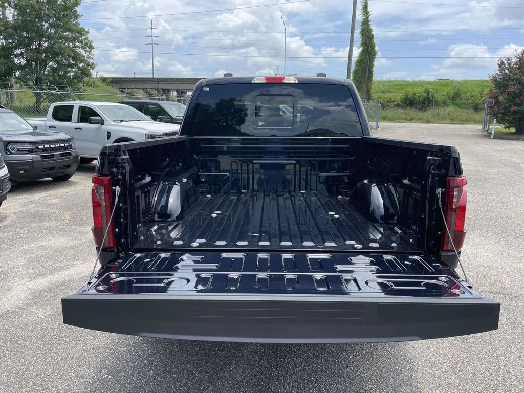 New 2026 Blue Ford XLT image 10