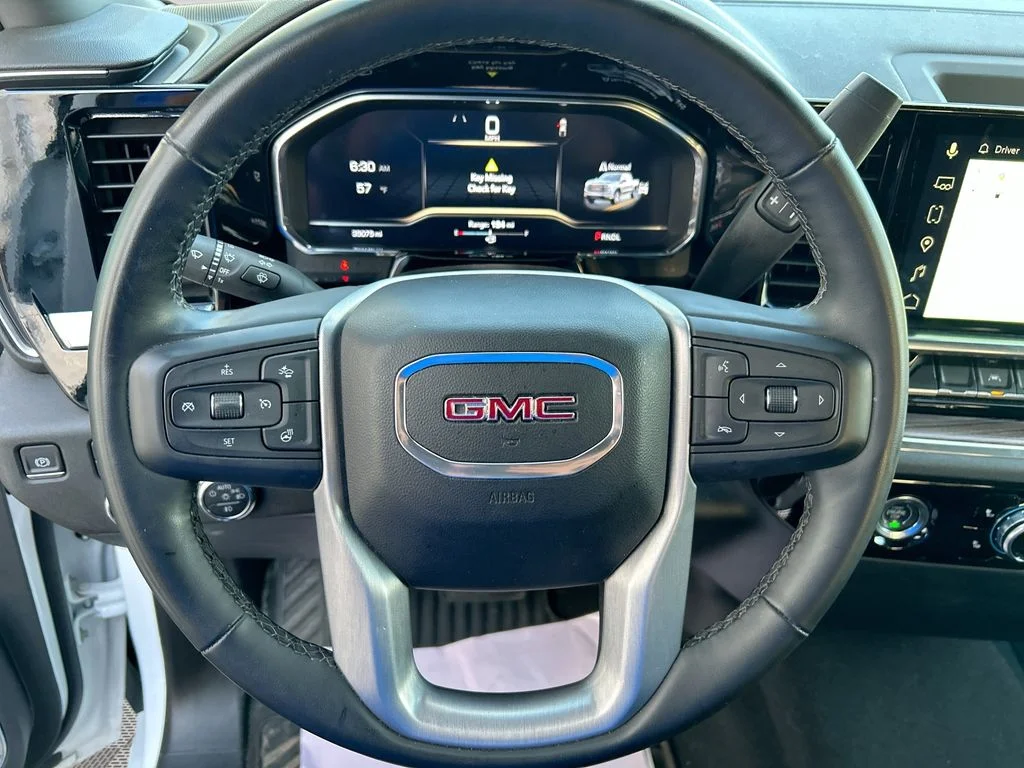 Used 2024 White GMC Elevation image 32