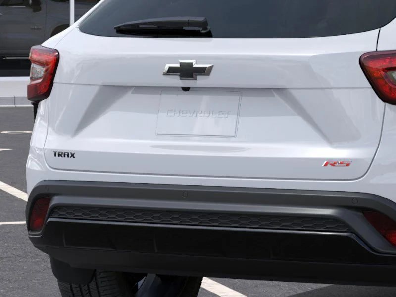 New 2026 Summit White Chevrolet 2RS image 14