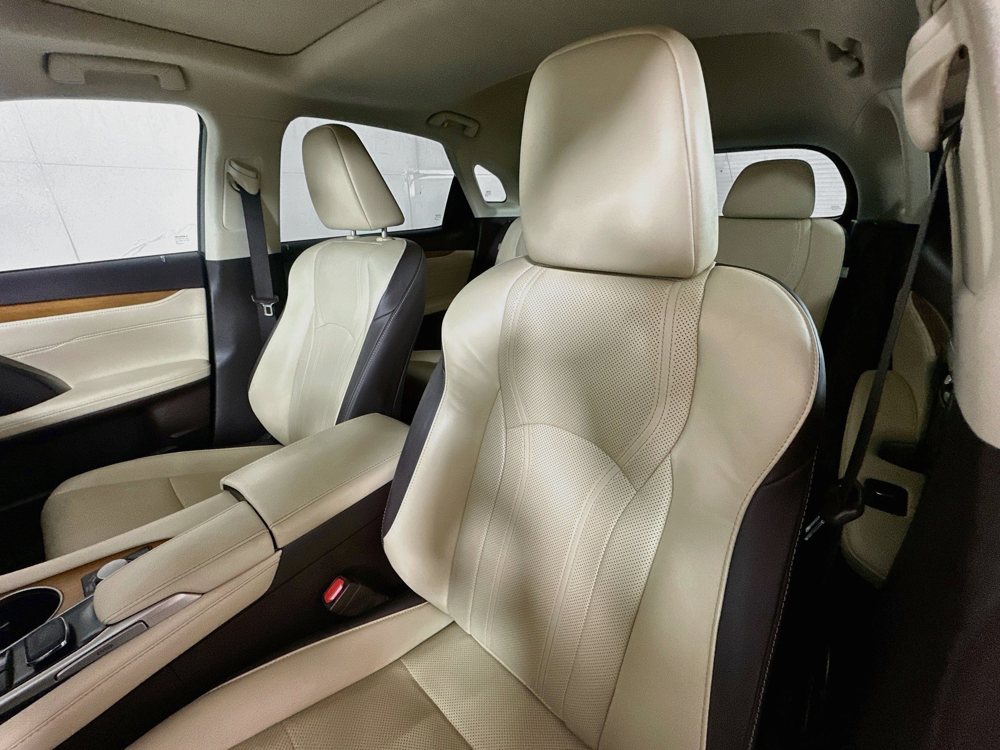 Used 2019 Atomic Silver Lexus 450h image 21