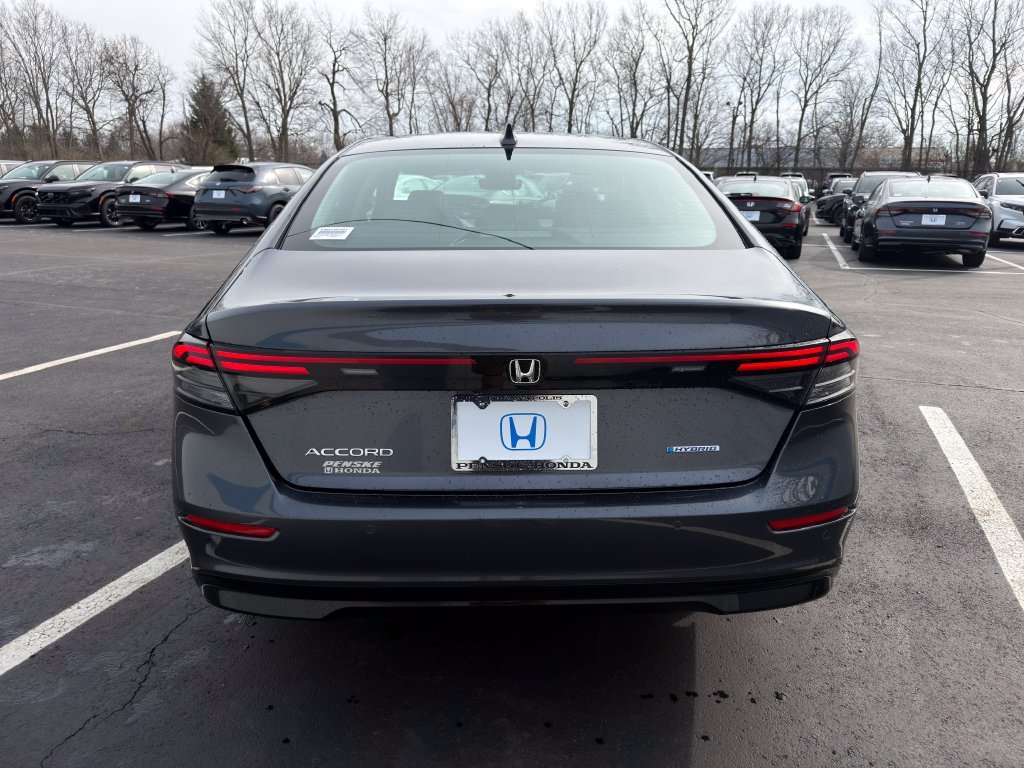 New 2026 Meteorite Gray Metallic Honda EX-L image 4