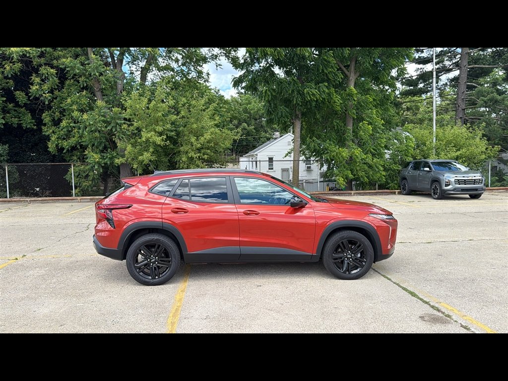 Used 2024 Cayenne Orange Metallic Chevrolet ACTIV image 6