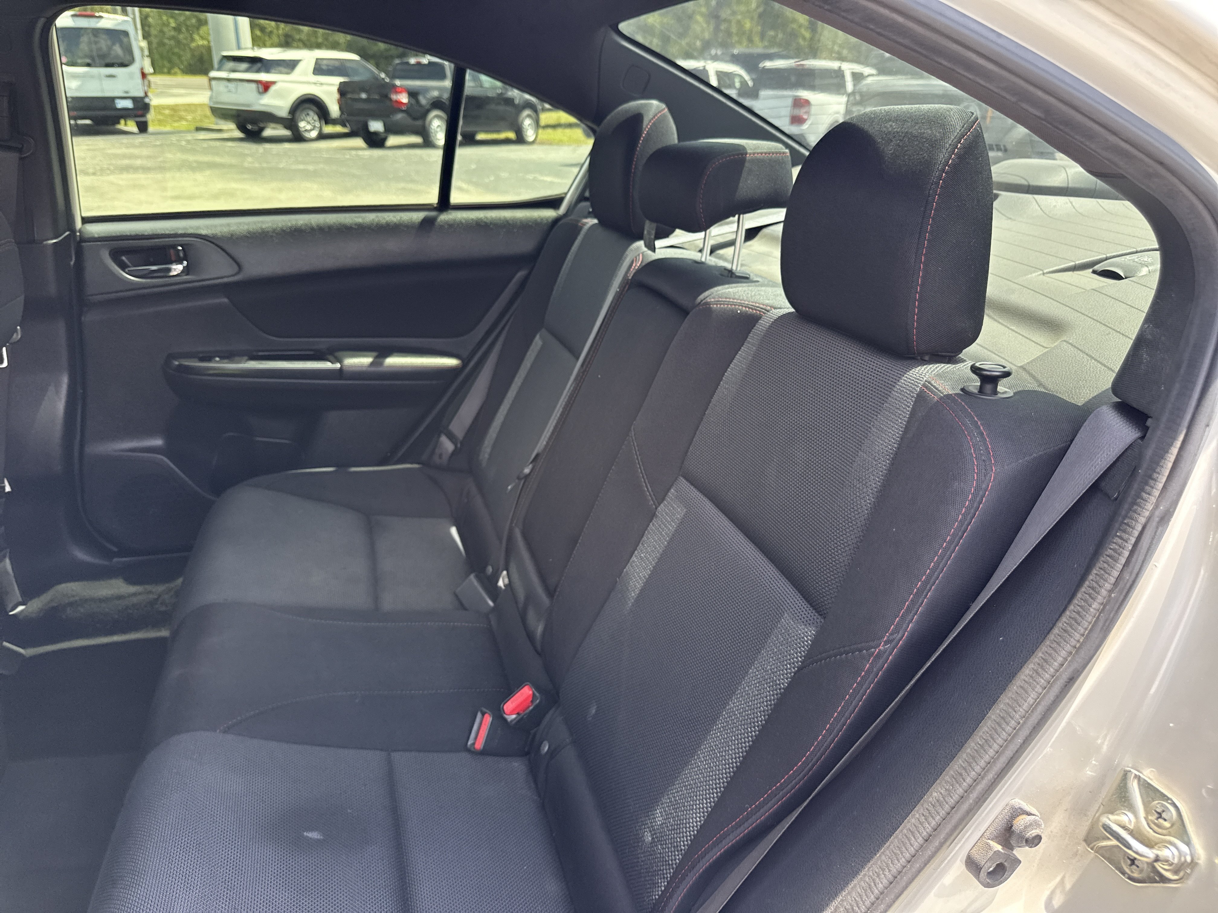 Used 2018 Crystal White Pearl Subaru Base image 27