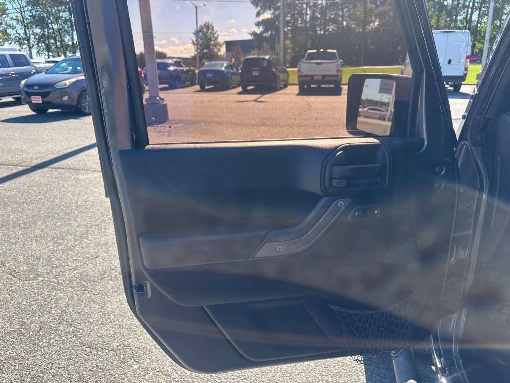 Used 2017 Gray Jeep Sport image 37