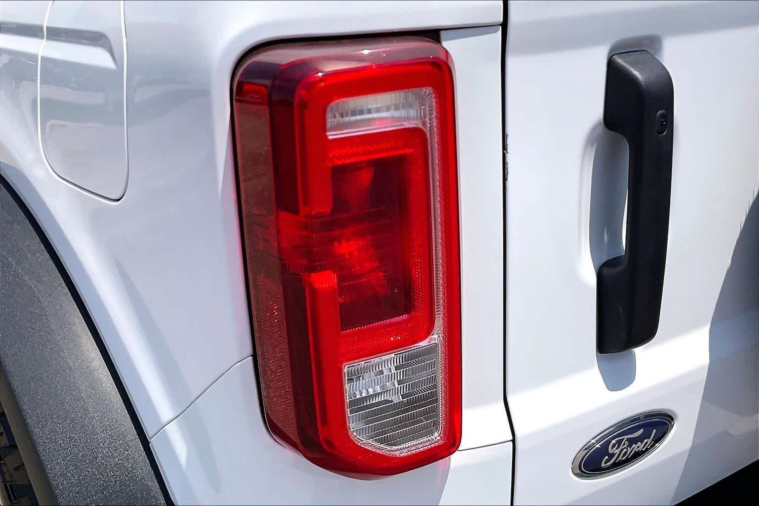 Used 2024 Oxford White Ford Black Diamond image 26